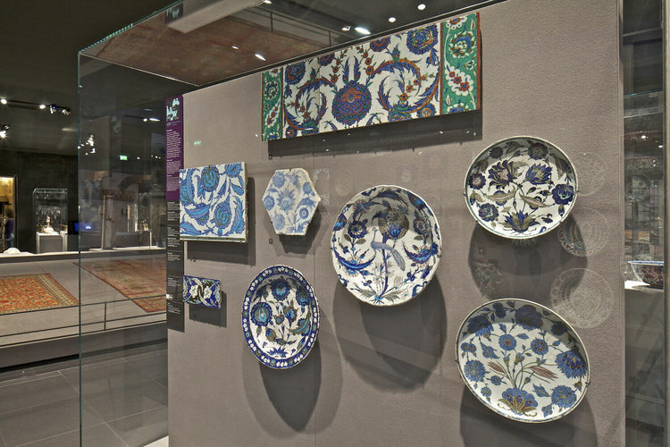 Louvre Müzesi Şam İşi Desenli İznik Çinisi Tabak Replikası - Tabaklar