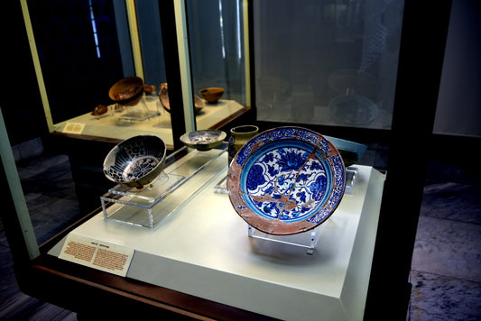 14. ve 15. Yüzyıl Çini ve Seramik Sanatı - İznik Mavi Çini