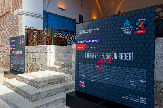 Bursa Kültür Yolu İznik Çinisi Sergisi - İznik Mavi Çini