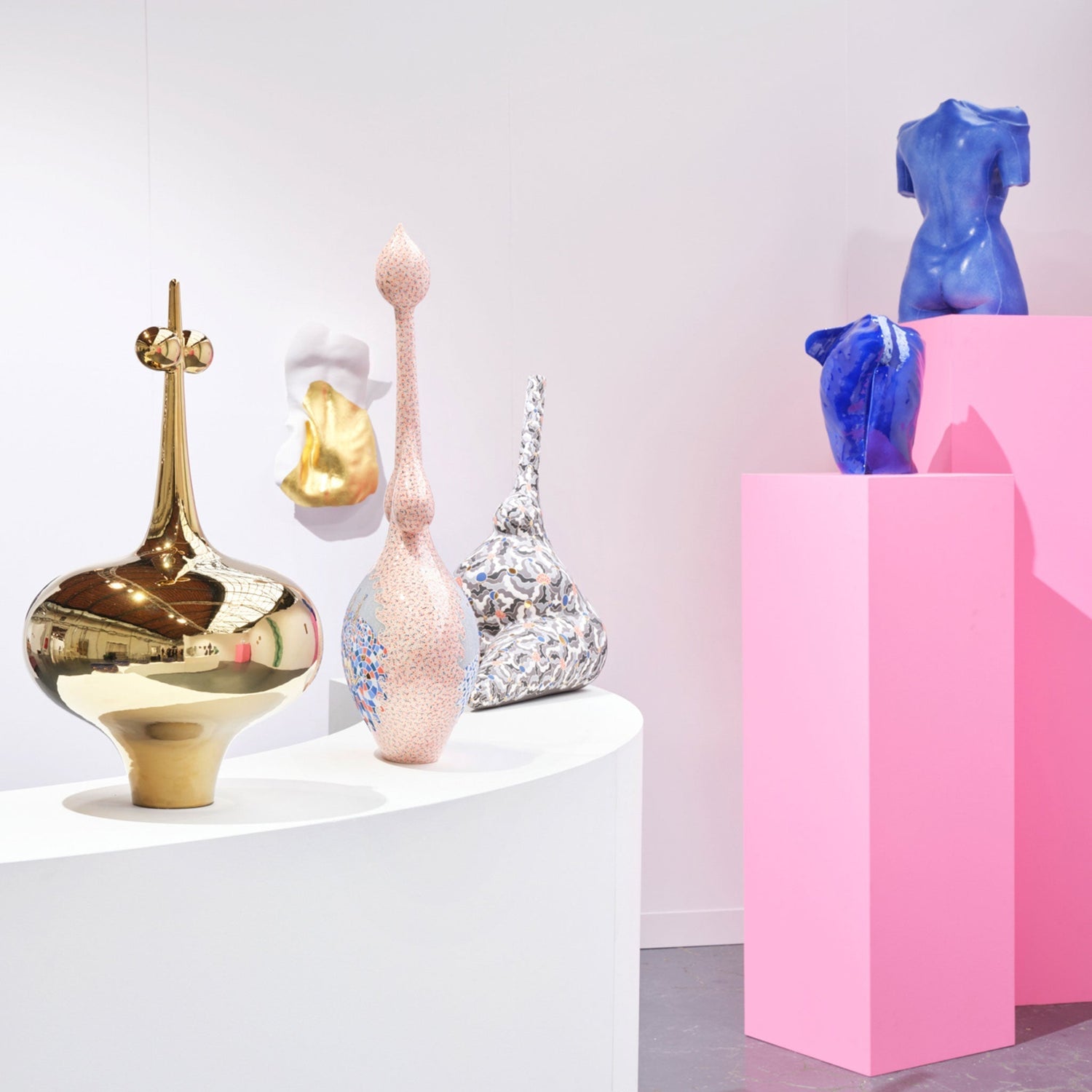 Elif Uras, Teğel, Ceramic Brussels (Galerist)