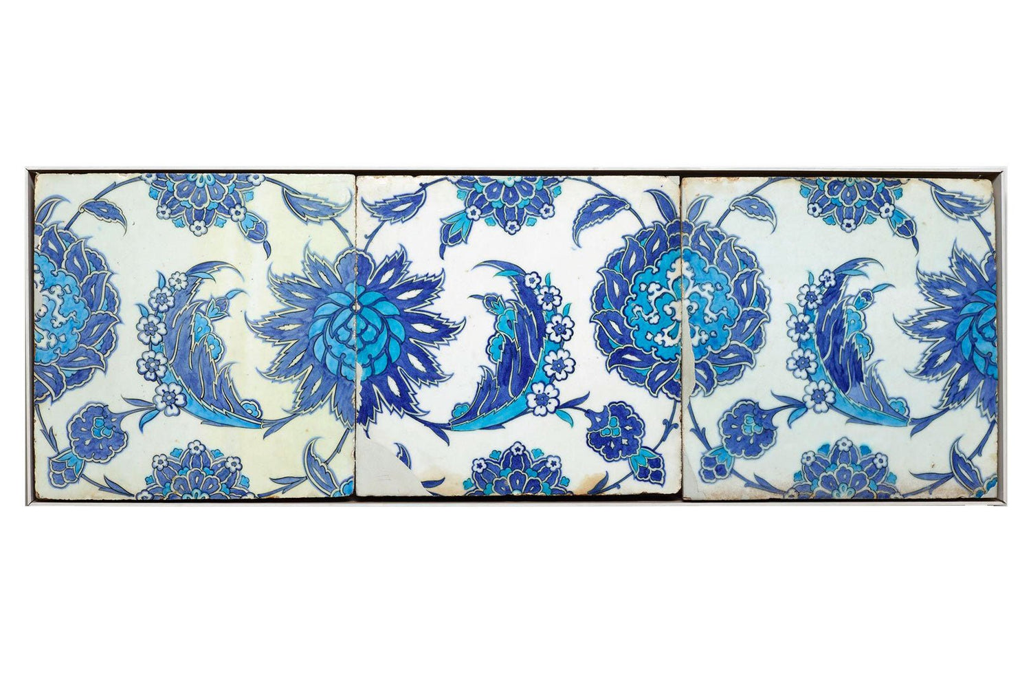 İznik Çinisinde Osmanlı’nın Hatayi Desenleri - İznik Mavi Çini