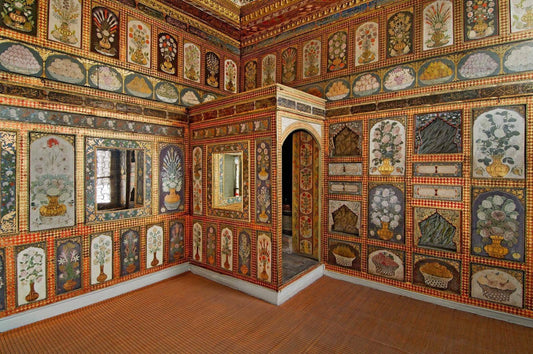 Osmanlı’da Vazo ve Sepet Kültürü: İznik Çinilerinde Çiçek Motifleri - İznik Mavi Çini