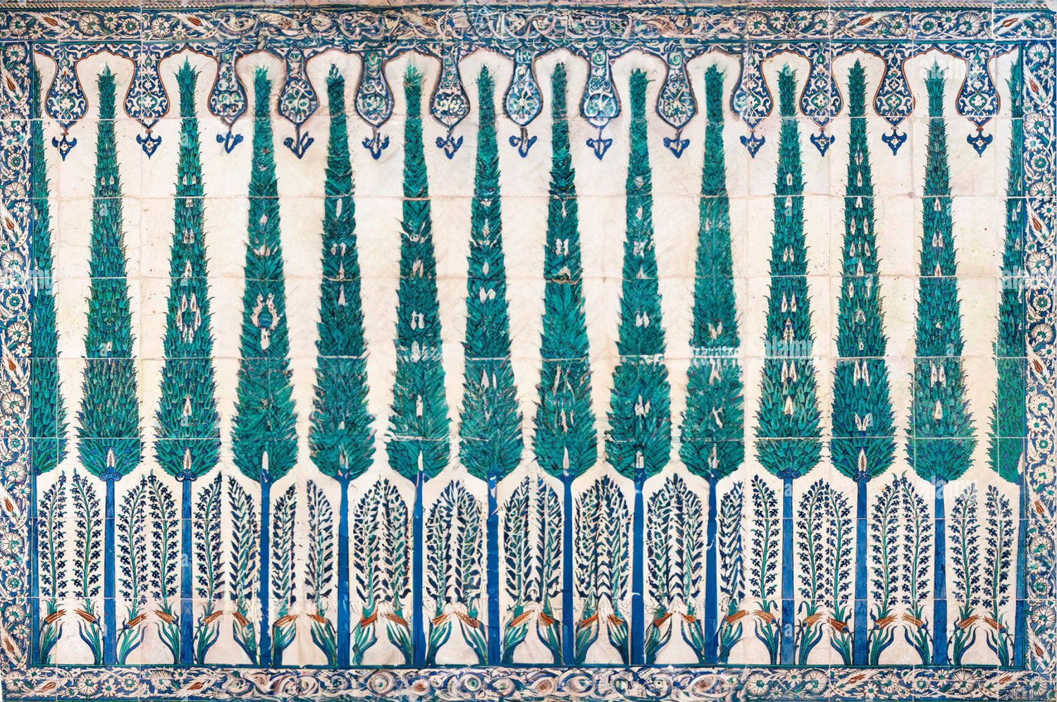 Selvi Ağacının Türk Kültüründeki Sembolik Anlamları ve Sanatta Yansıması - İznik Mavi Çini