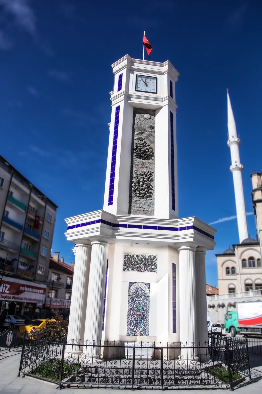 Yozgat Akdağmadeni Saat Kulesi Çini Uygulaması