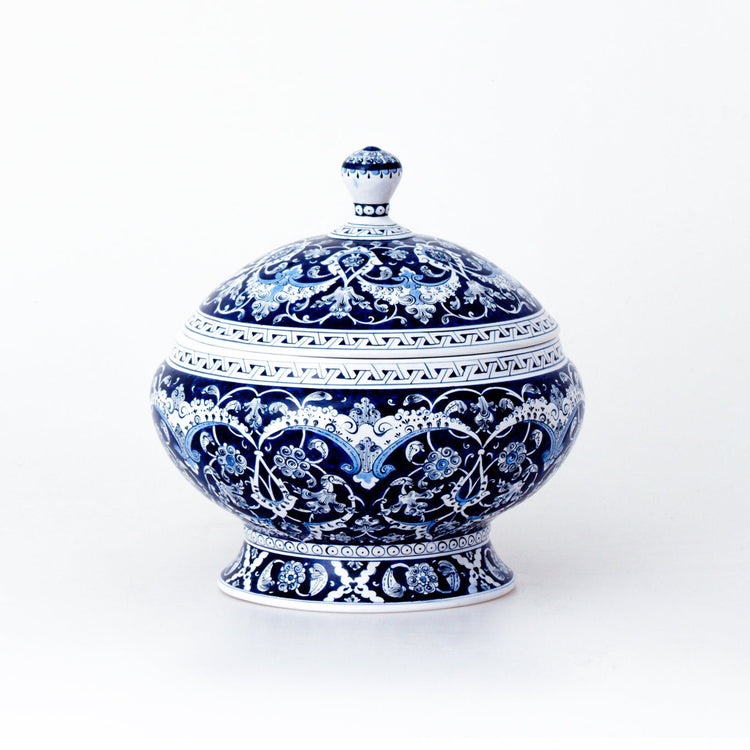 Baba Nakkaş Tasarımlı İznik Çinisi Kapaklı Kase - Kaseler