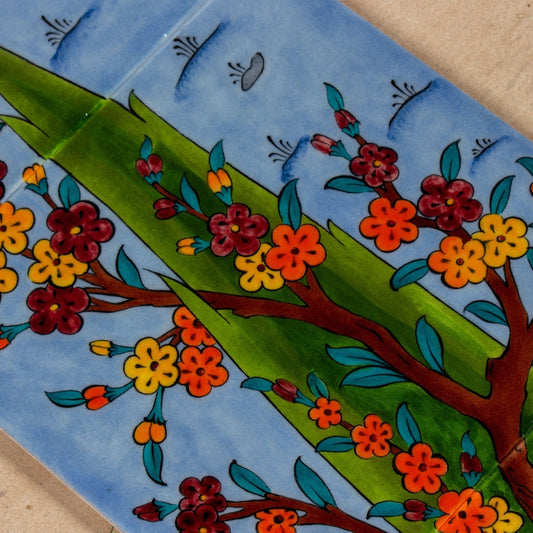 Dağlar Arasında Selvi Desenli İznik Çini Pano - Panolar