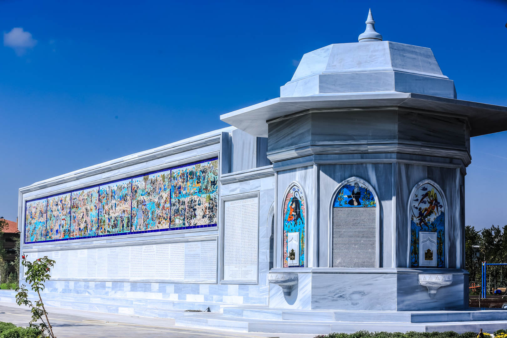 Eskişehir Dede Korkut Anıt Duvarı İznik Çini Projesi