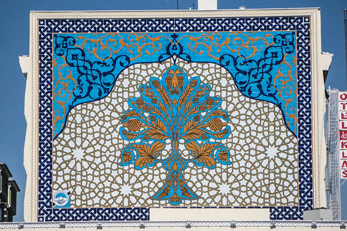 Kayseri Şehir Meydanı Anıtsal Çini Panosu