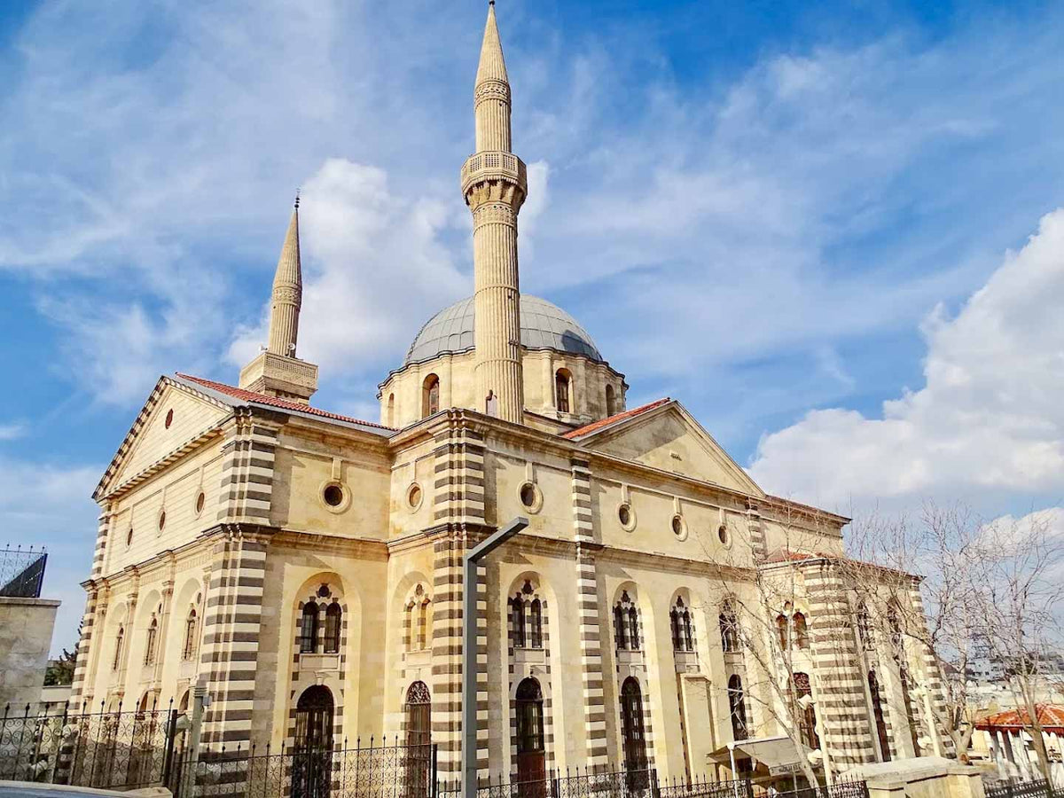 Kurtuluş Camii Gaziantep Minare Çinileri Restorasyonu
