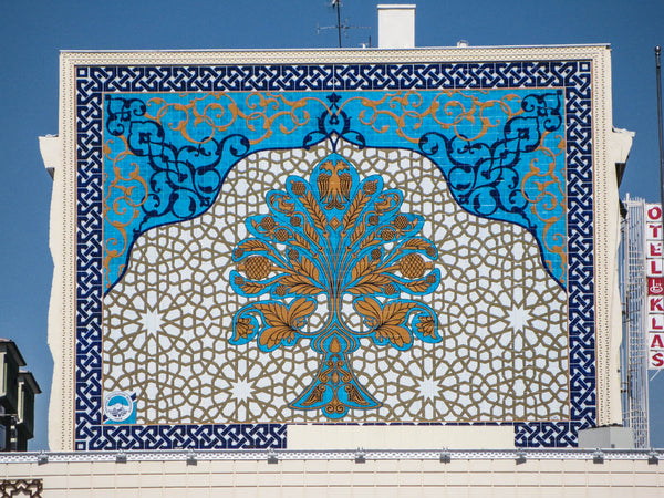 Kayseri Şehir Meydanı Anıtsal Çini Panosu